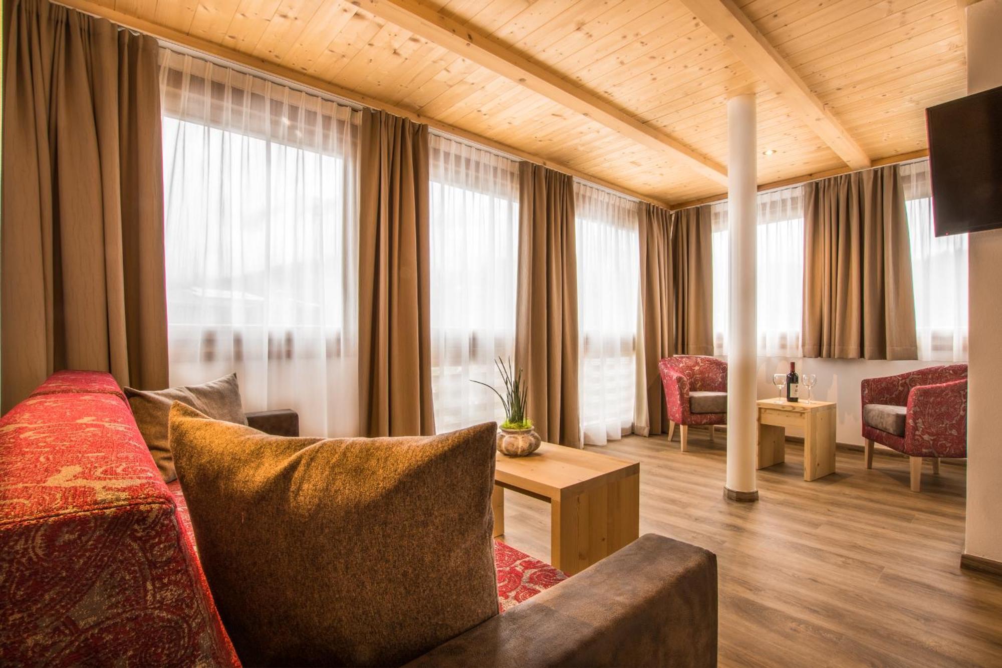 Residence Crazzolara La Villa  Ngoại thất bức ảnh
