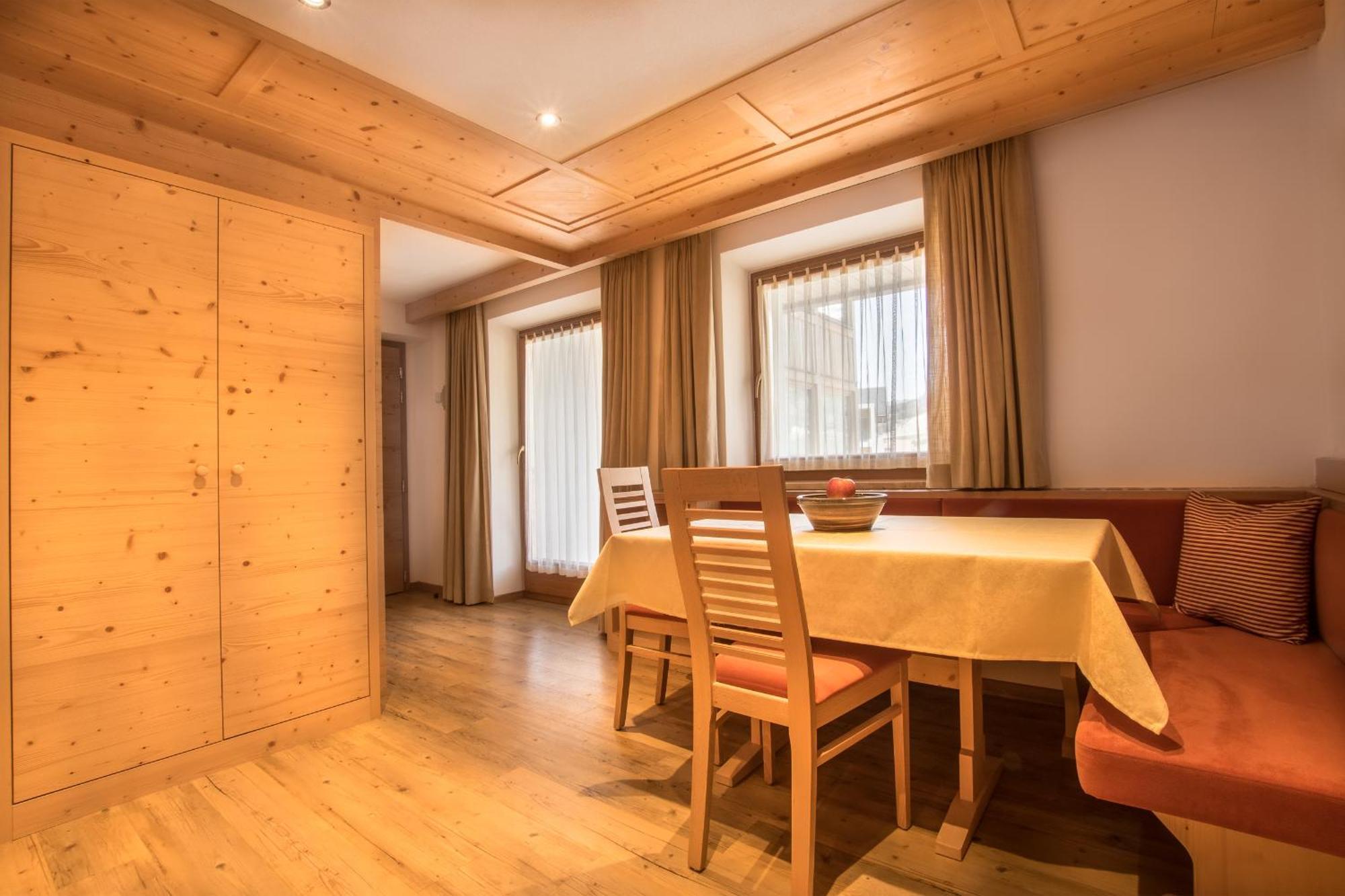 Residence Crazzolara La Villa  Ngoại thất bức ảnh